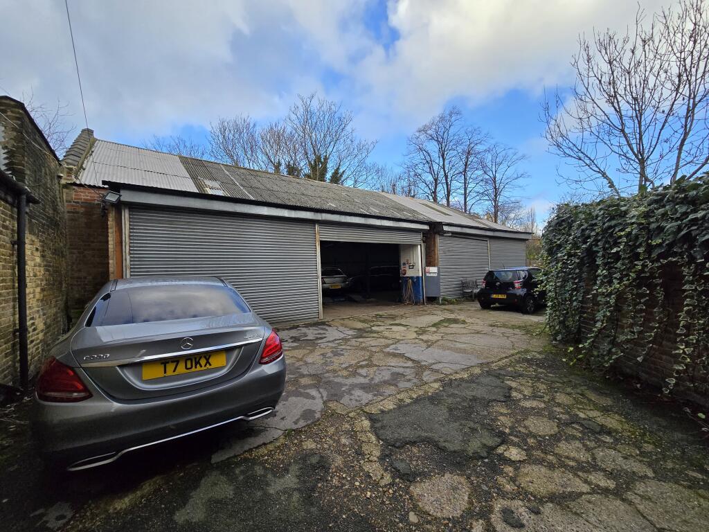 Main image of property: Japan Crescent, Finsbury Park