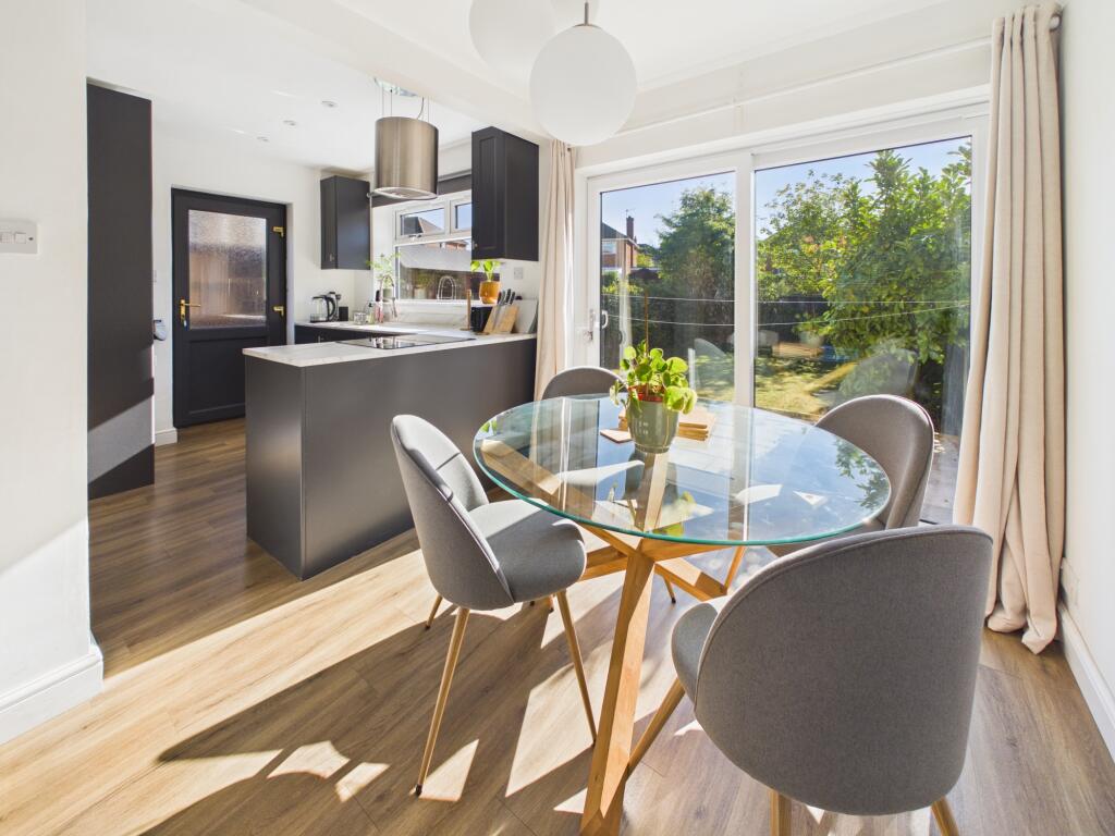Sandringham Drive, Spondon photo 3