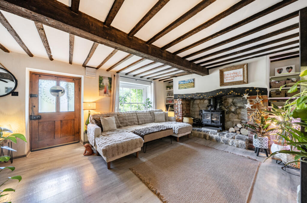 House in Wroughton, Swindon - View 3