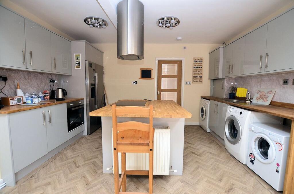 Additional image 3 of Moat Road, Oldbury