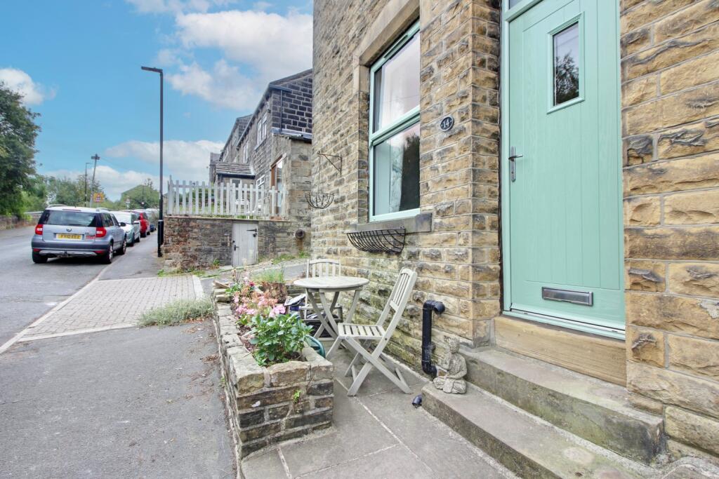 Main image of property: Oxford Terrace, Mytholmroyd