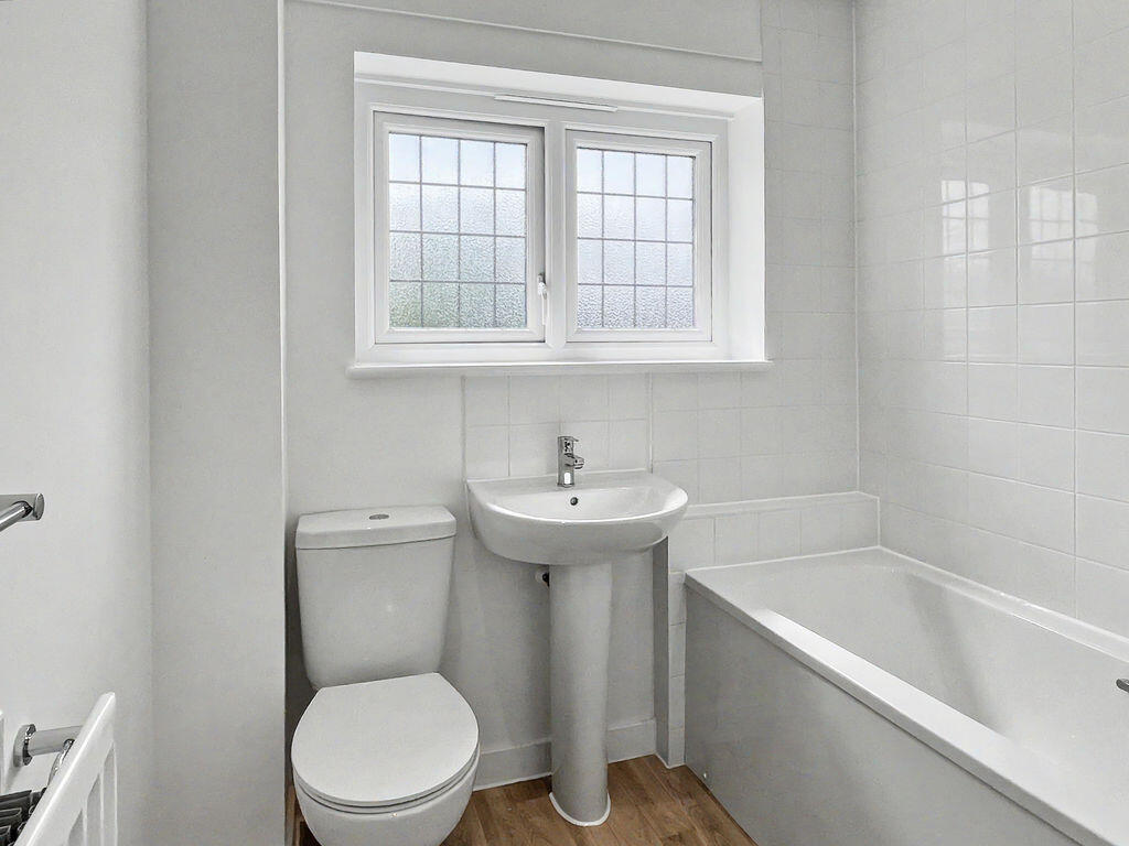 House in South Oxfordshire, Watlington - More