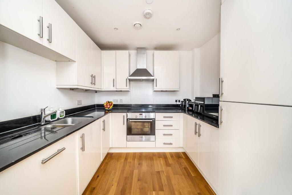 Apartment in London - View 4