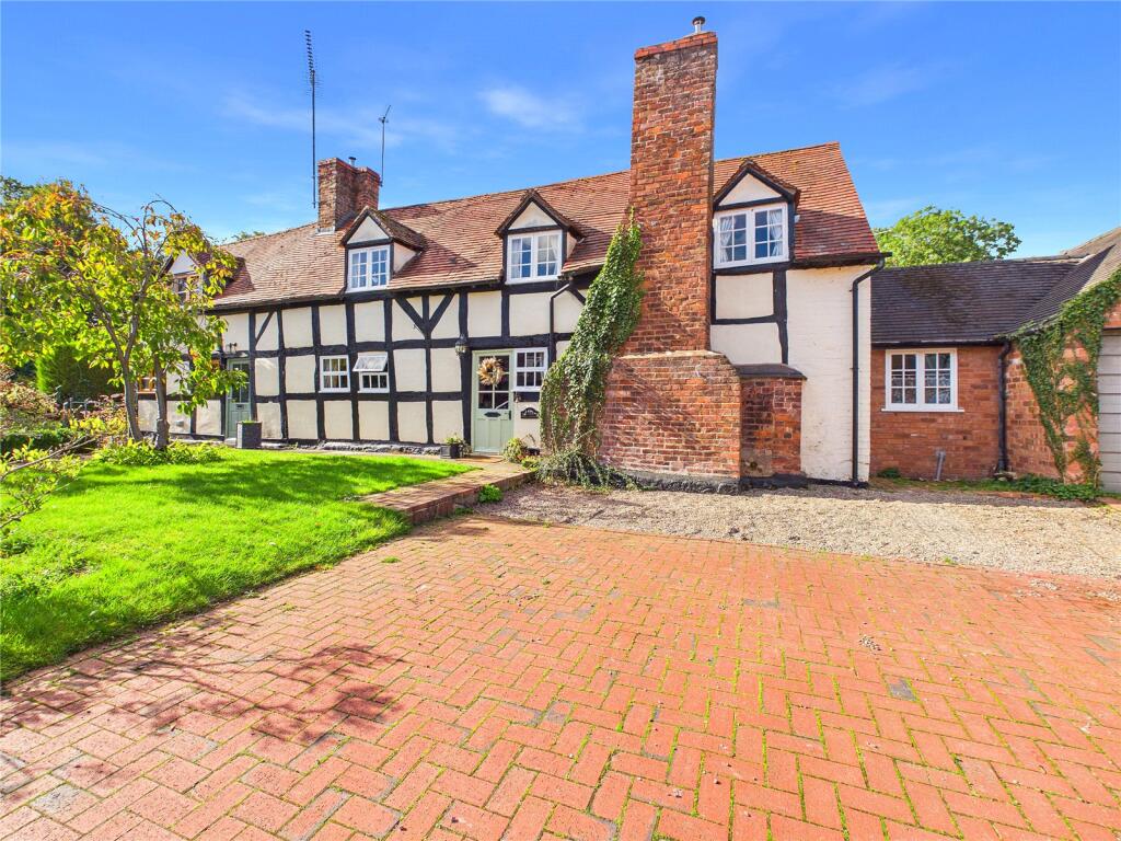 2-bed semi-detached on Uphampton, Ombersley, Droitwich Spa, Worcestershire, WR9, £500,000