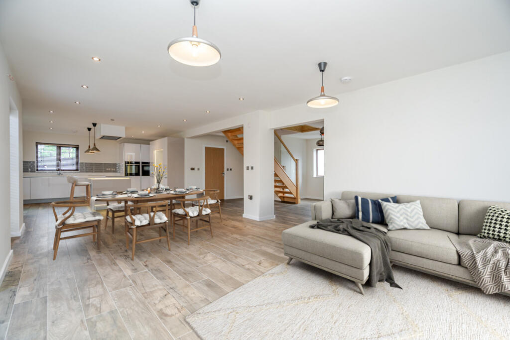 House in Milton Keynes - View 2