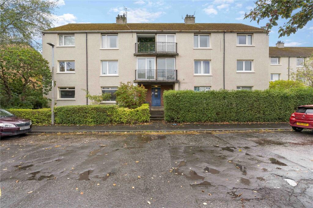 Apartment in Edinburgh, Drylaw - View 4