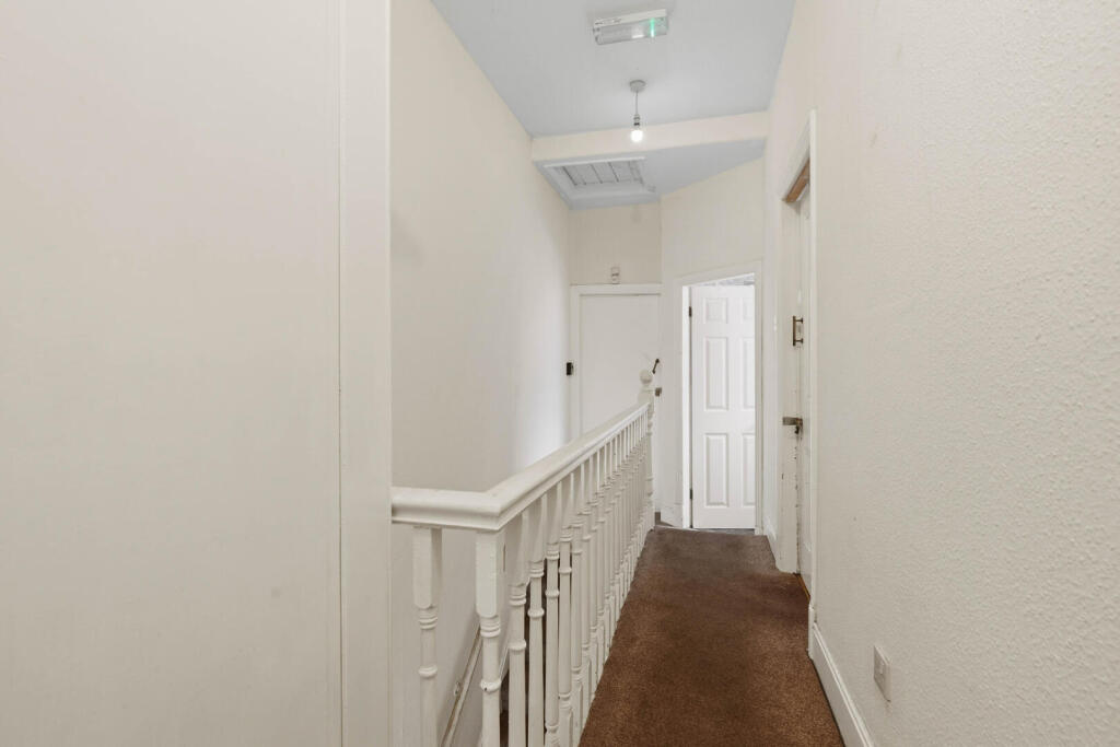 House in Coventry, Bishopsgate Green, Hillfields - More