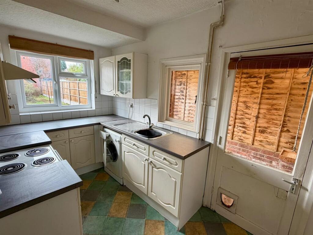 House in Hereford, Herefordshire - View 5