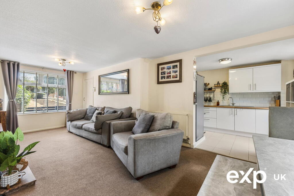 House in Nottingham - View 5