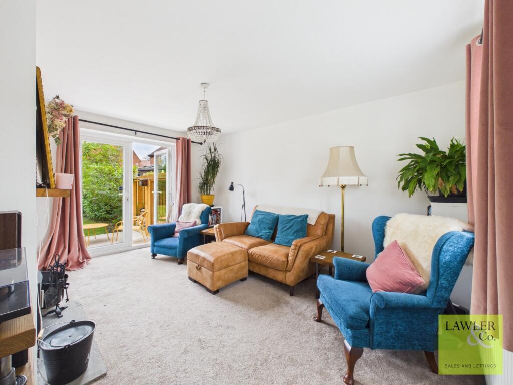 Distaff Road, Poynton, Stockport, Cheshire, SK12 1HN photo 4