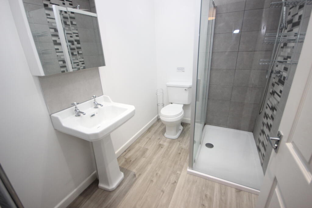 Apartment in Liverpool - View 5