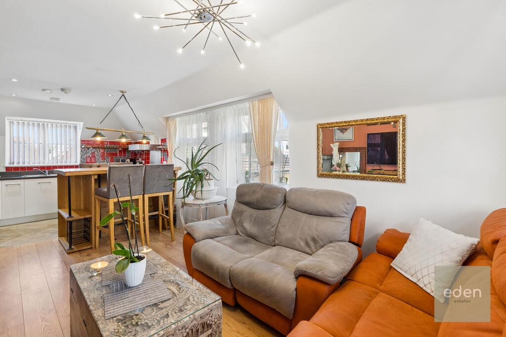 Apartment in Rochester - View 3