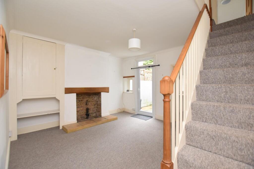 House in Canterbury - More