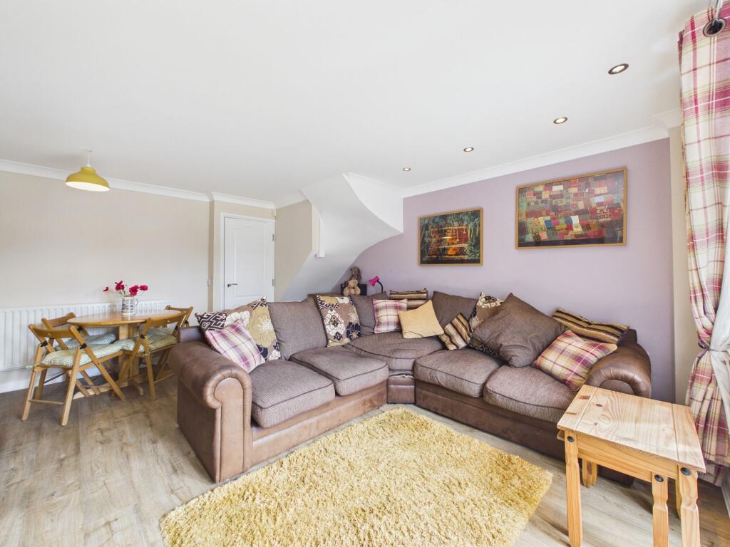 House in Nottingham, Woodthorpe - View 5