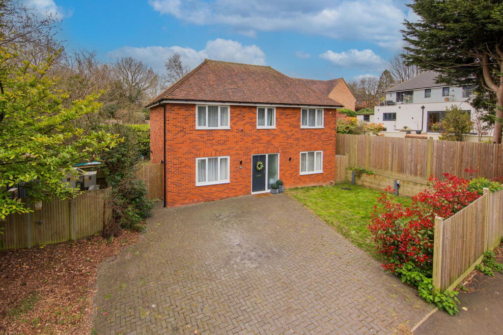 Main image of property: Longmeads, Langton Green