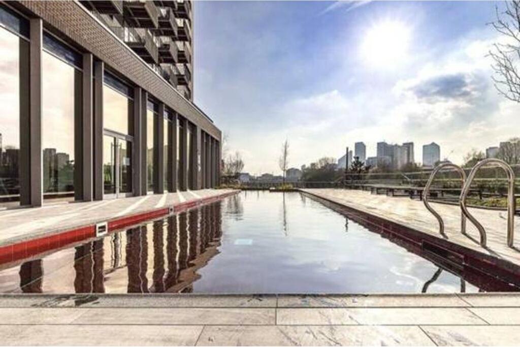 Main image of property: Lyell Street, London, E14