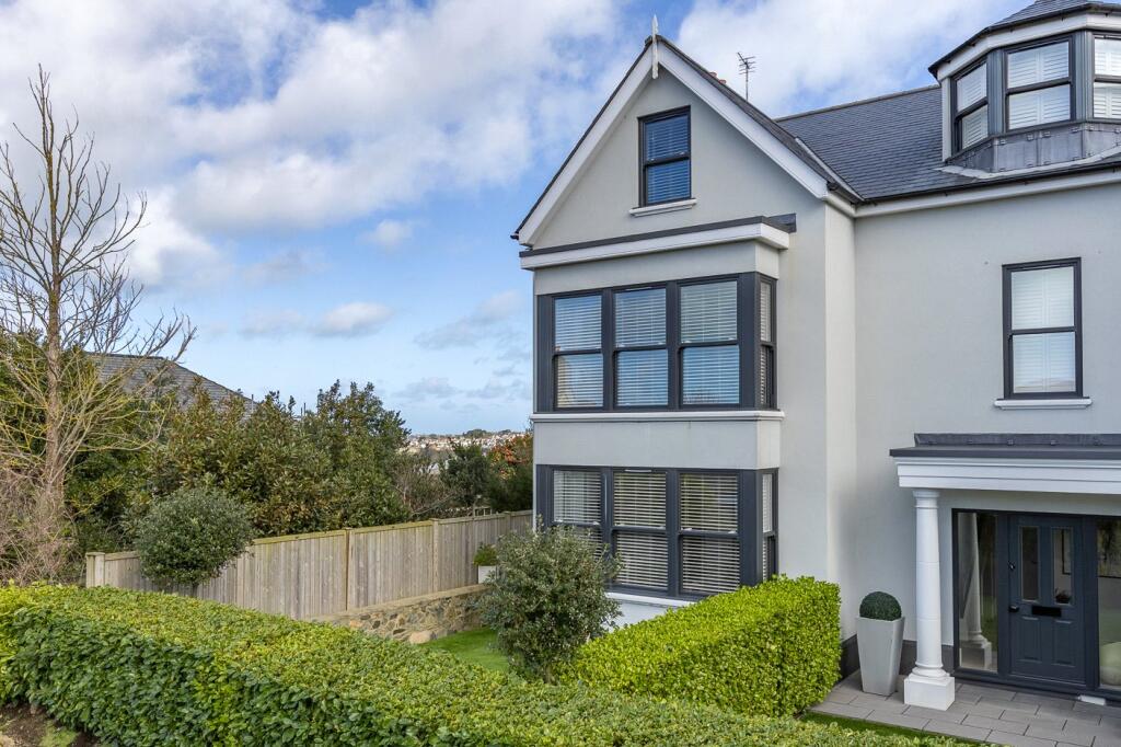 Main image of property: 6 Infinity Villas, Guelles Lane, St. Peter Port, GY1