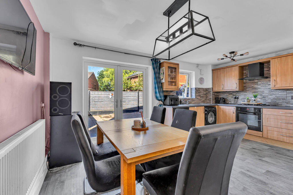 House in Rochdale, Greater Manchester - View 4