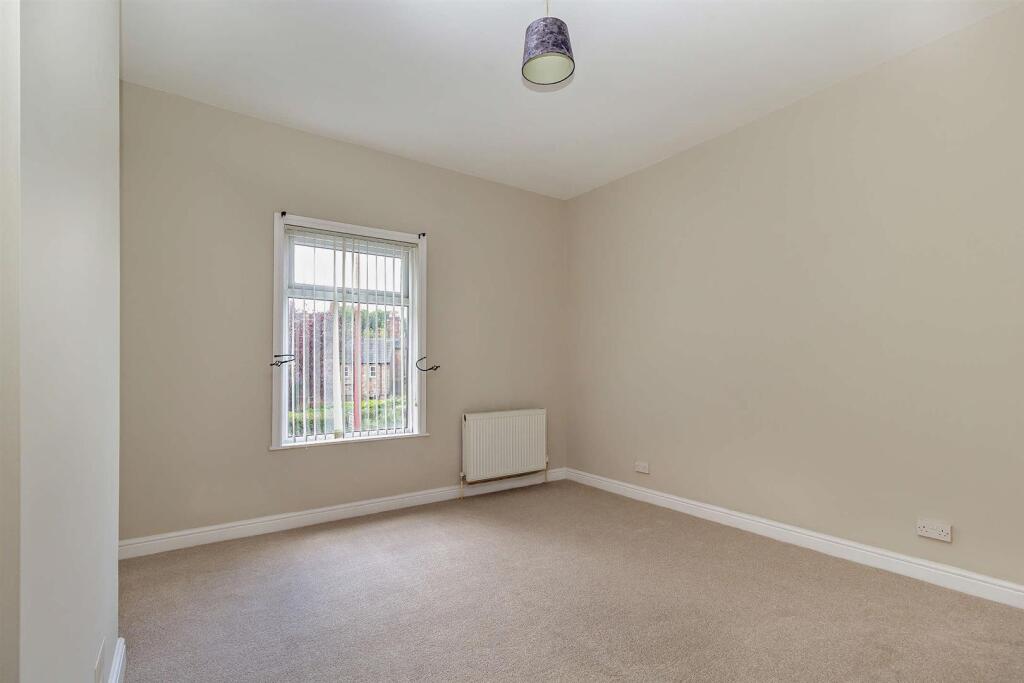 Fairfield Road, Droylsden, Manchester – pohled 5