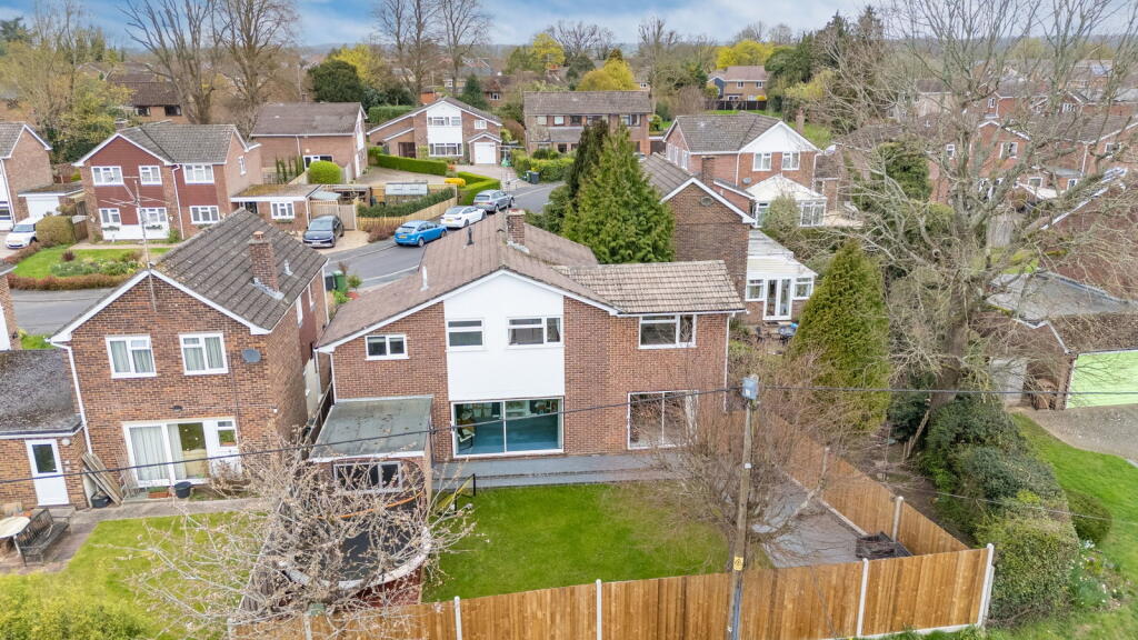 House in Basingstoke and Deane, Oakley - View 3