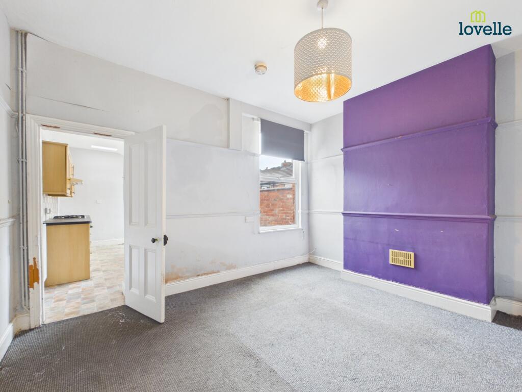 House in Lincoln, New Boultham - View 4