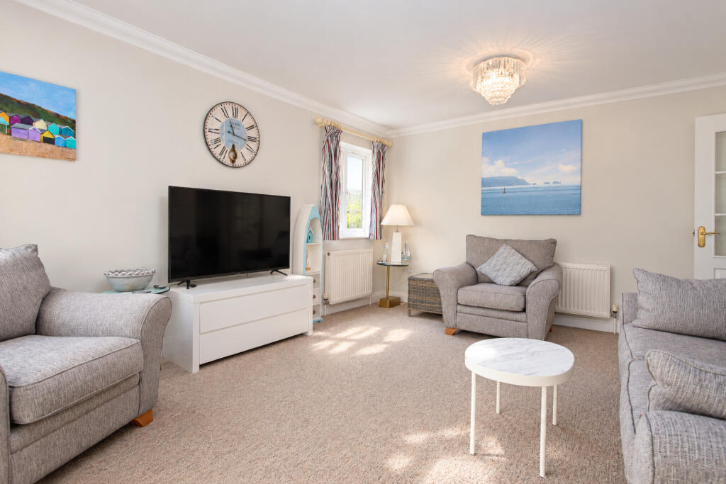 Apartment in Southampton - View 5
