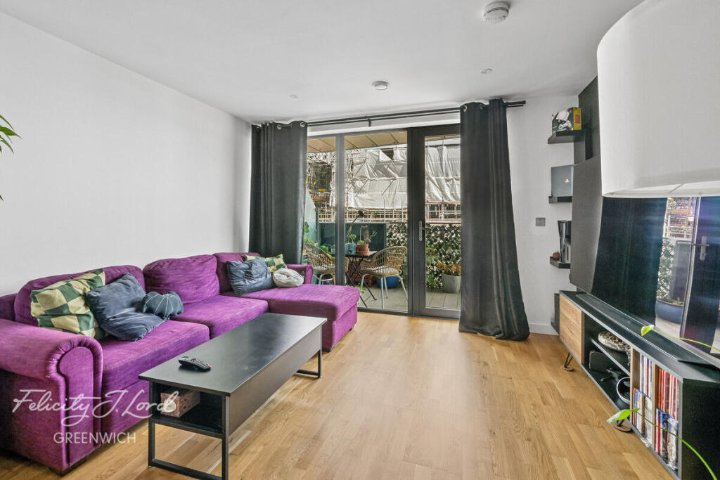 Apartment in London - More
