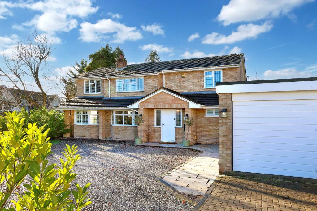Main image of property: Knottocks Close, Beaconsfield, Buckinghamshire, HP9