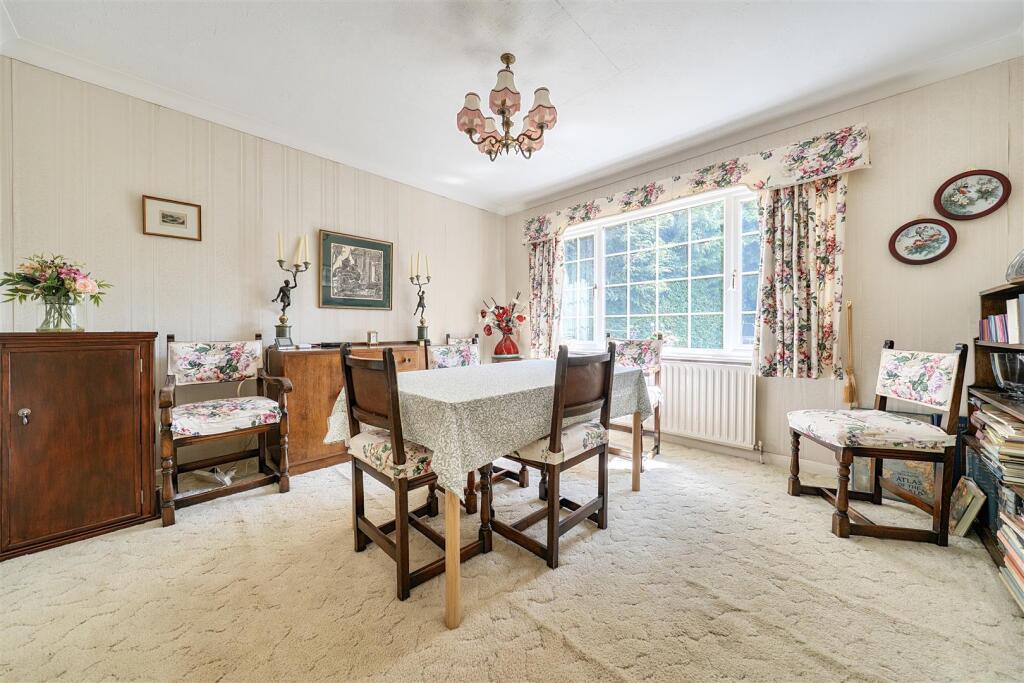 House in Surrey Heath, Old Dean - View 4