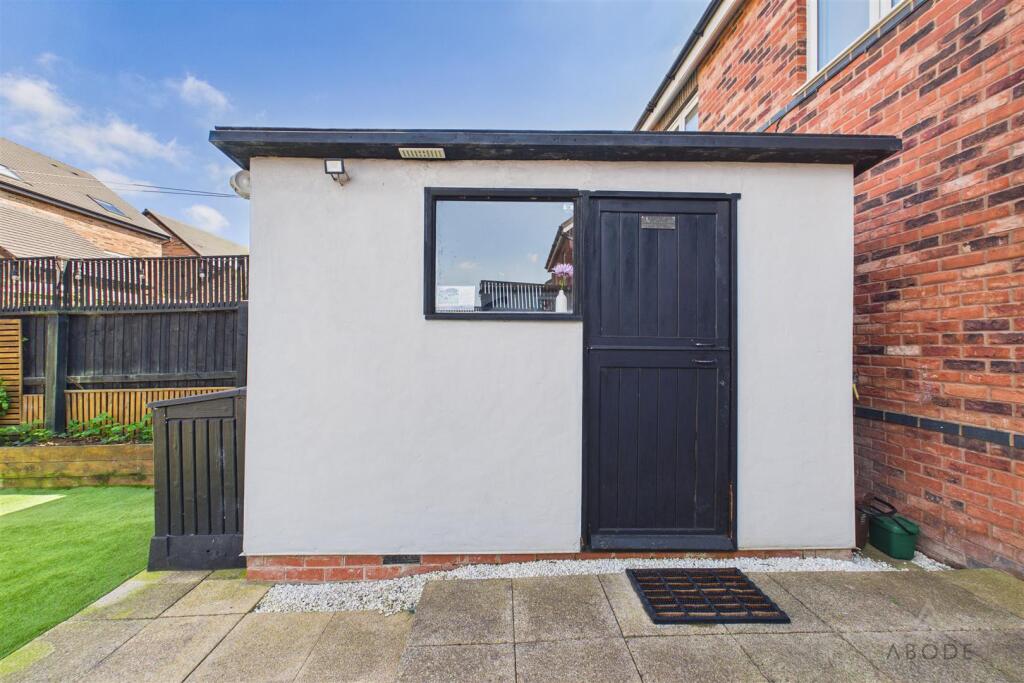 House in South Derbyshire, Radbourne - View 2