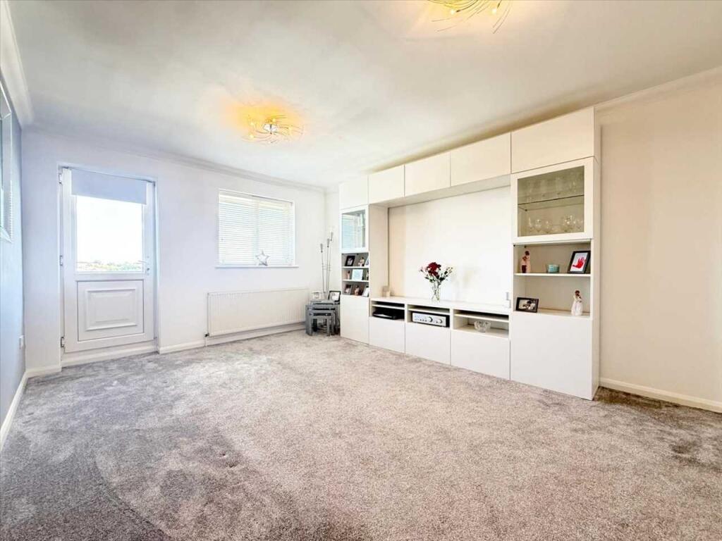 Ruby Court, Leigh on Sea photo 2