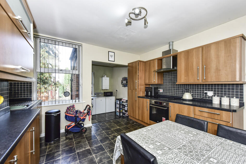 House in Sheffield, South Yorkshire - View 5