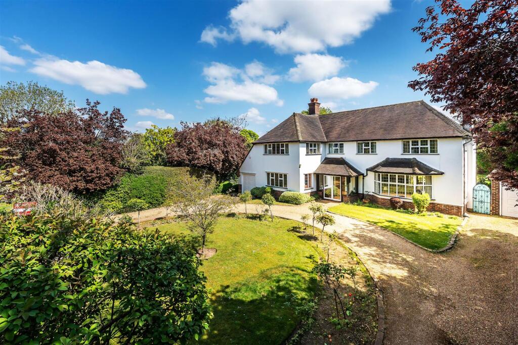 Main image of property: The Causeway, South Sutton, SM2