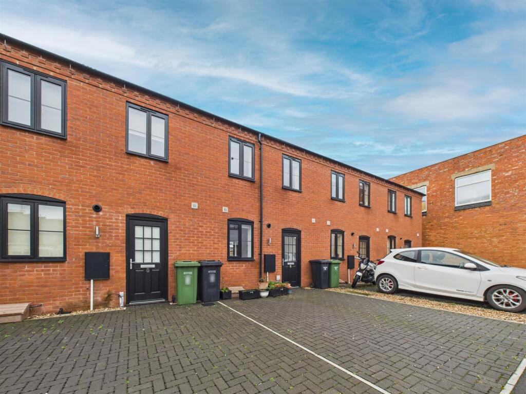 Main image of property: Shor Street, Evesham