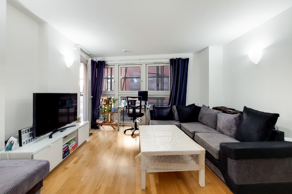 Main image of property: Fairmont Avenue, London, E14