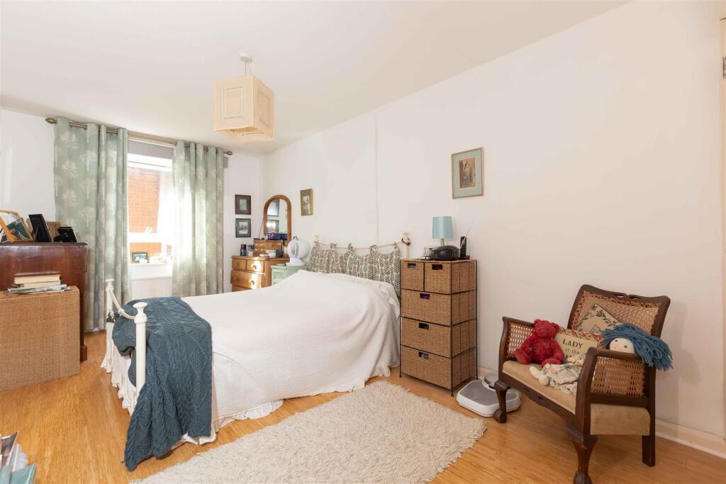 Rogate Road, Worthing photo 5