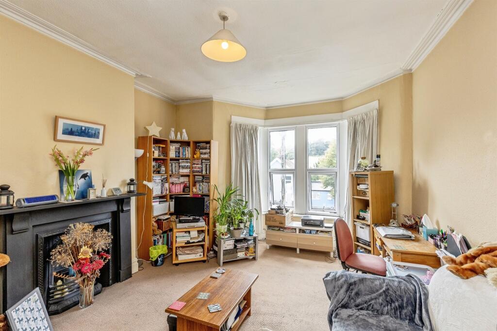 Apartment in Bristol - View 4