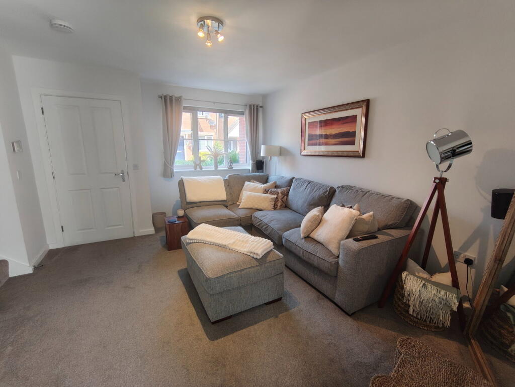 House in Northampton - More
