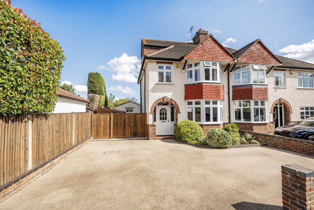 Main image of property: The Grove, Addlestone, KT15