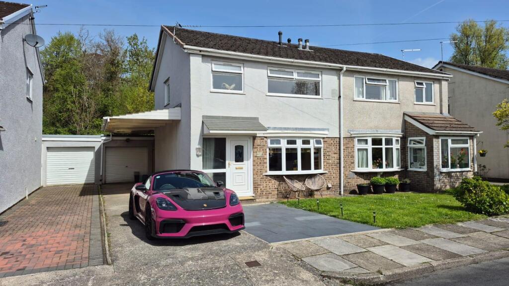 House in Cowbridge, Llanblethian