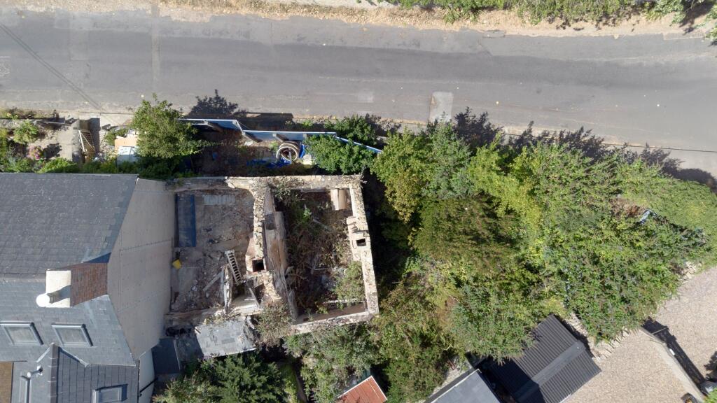 Main image of property: Bushey Row, Bampton, OX18