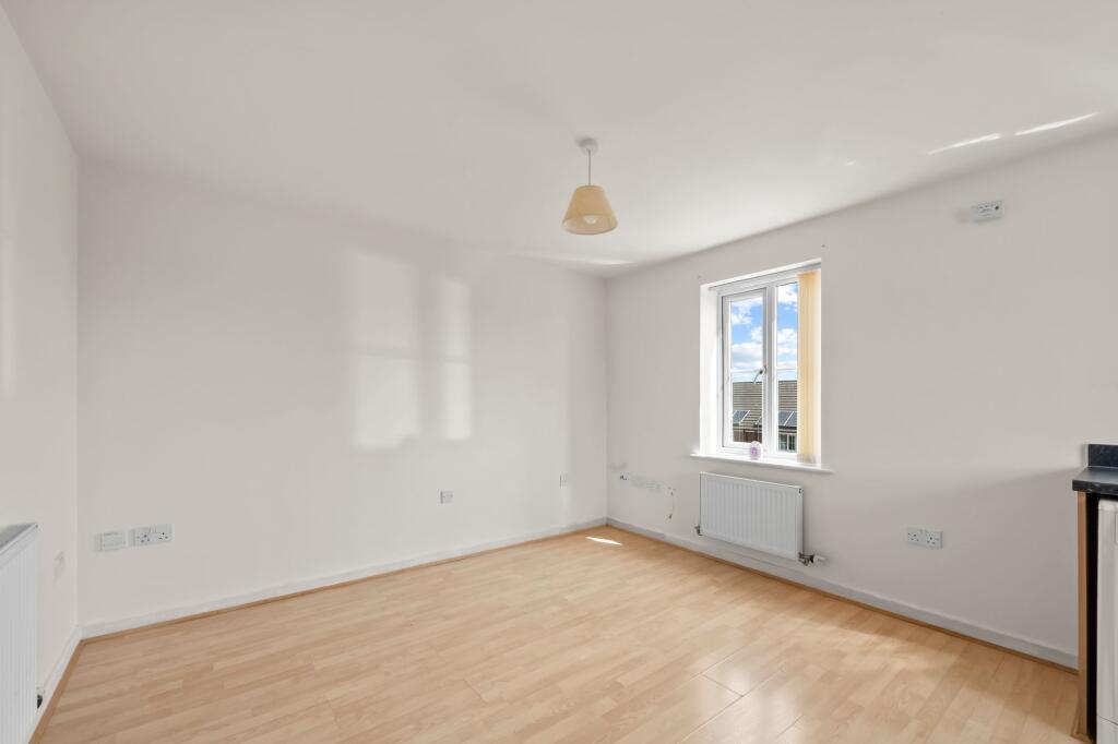 Apartment in Warrington - View 5