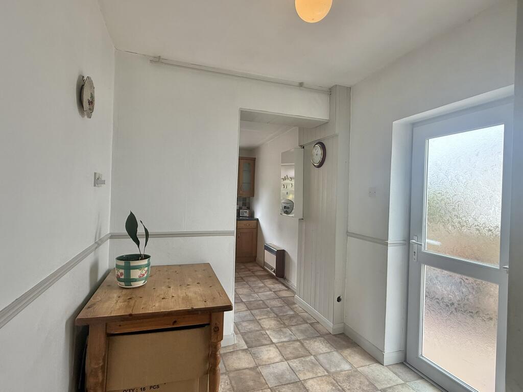 Silverwood Avenue, Milber, Newton Abbot photo 4