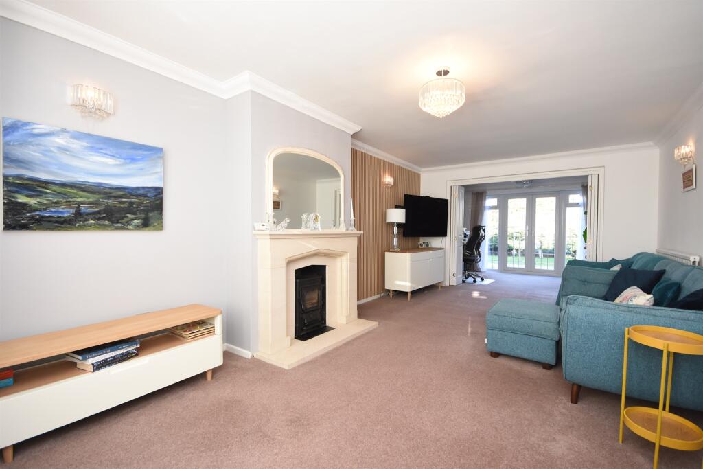 Spalding Way, Great Baddow, Chelmsford - View 4