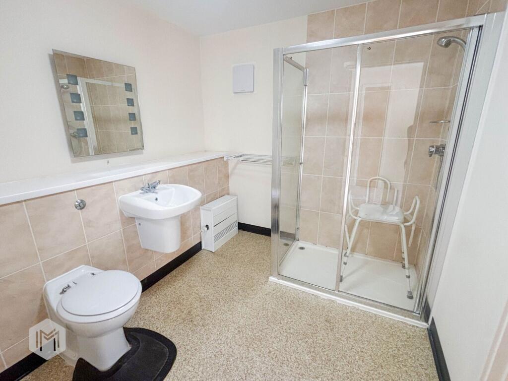 Hough Fold Way, Bolton, BL2 photo 5