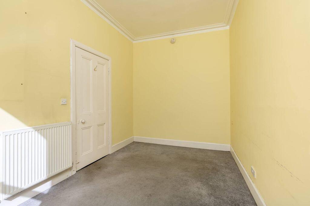 House in Edinburgh, Merchiston - More