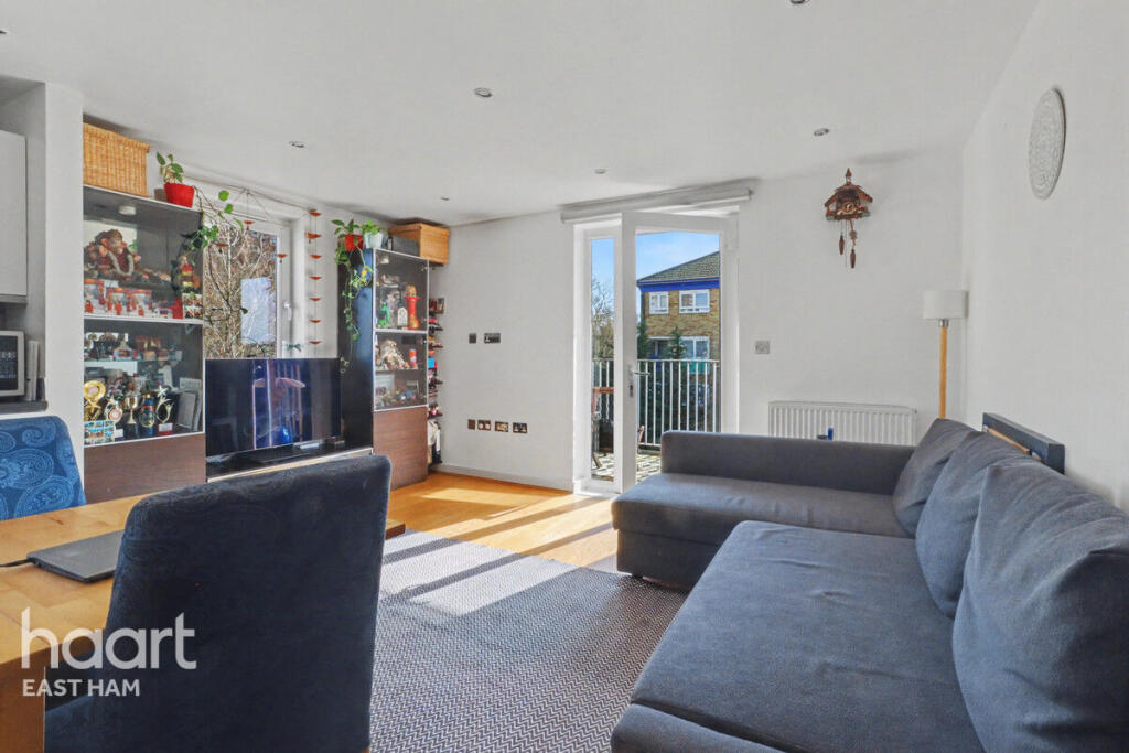Main image of property: Walton Road, London