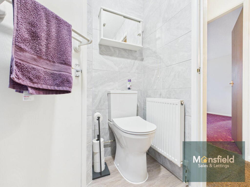 House in Mansfield, Nottinghamshire - View 5