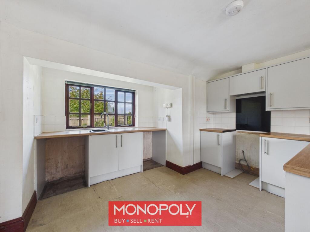House in St Asaph, Trefnant - View 5