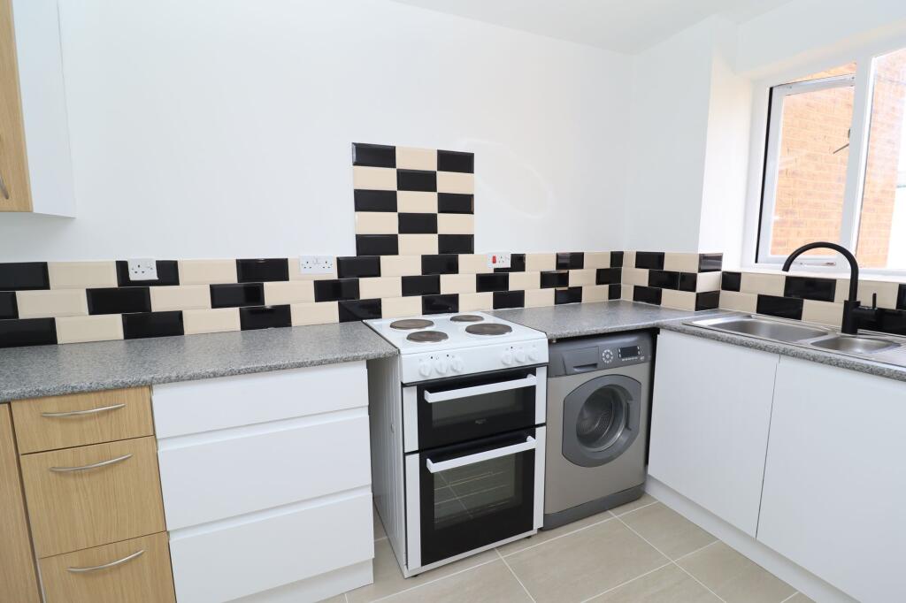Apartment in London - More